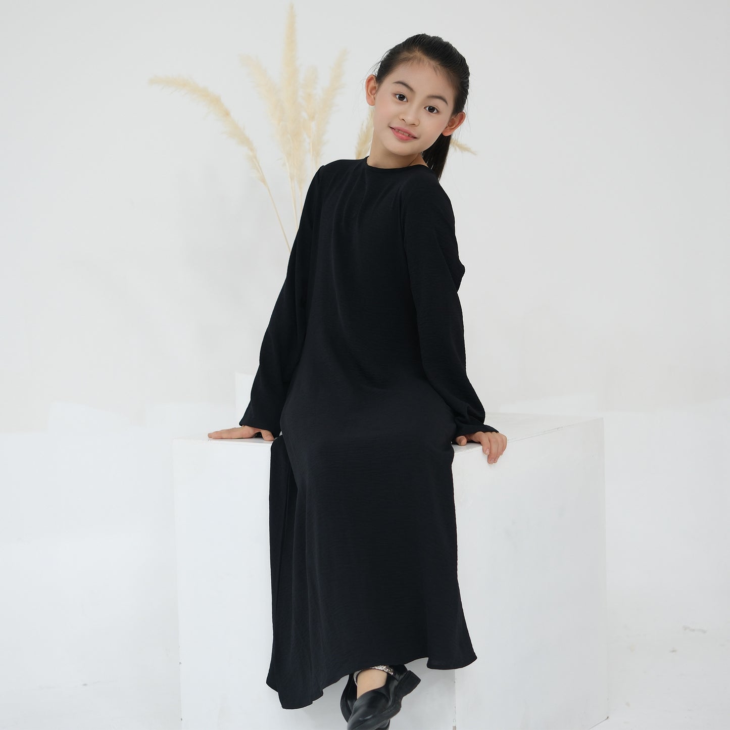 Exquisite Embroidery Tassel Children's Robe Abaya